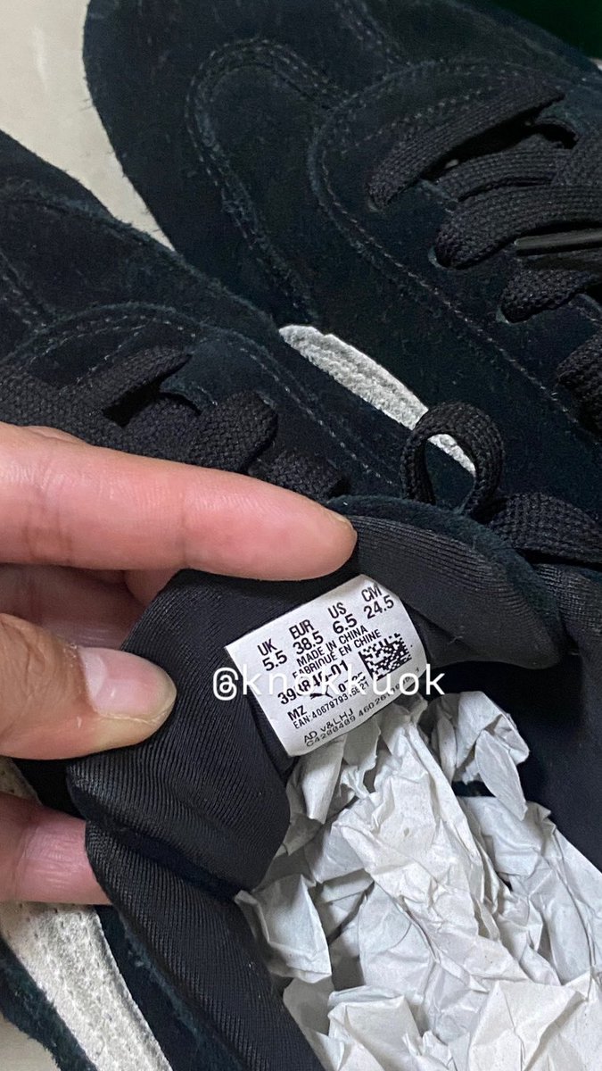 knokkuok's tweet photo. ส่งต่อ puma Speedcat OG สีดำ size 38.5
2,100 (พรีมา2800++)พร้อมกล่อง 
ใส่น้องน้อยคับแต่มอมนิดหน่อย ขอดูเพิ่มเติมได้คับ ลดได้นิดหน่อยคับบ 
นัดรับแจ้งวัฒนะ/mrt สีชมพู/แมส ได้คับ 
#รองเท้ามือ2 #ส่งต่อรองเท้า #puma https://t.co/2rt5n4EAJP