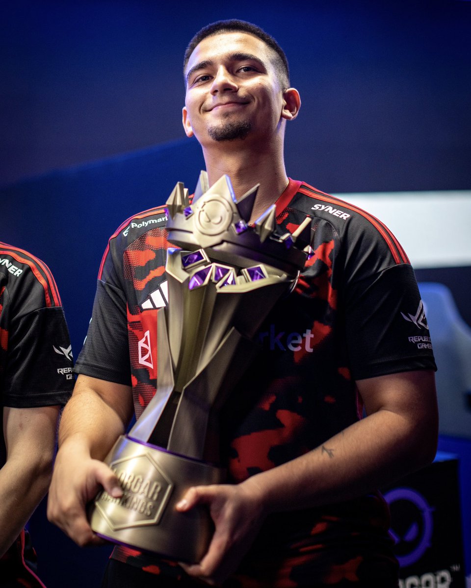 SINNERS_Esports's tweet photo. The walking smile emoji of our team is celebrating today! 🥳 Happy birthday, @MoDoCSGO, we love you! 🖤❤️ https://t.co/bjZnbHWtiR