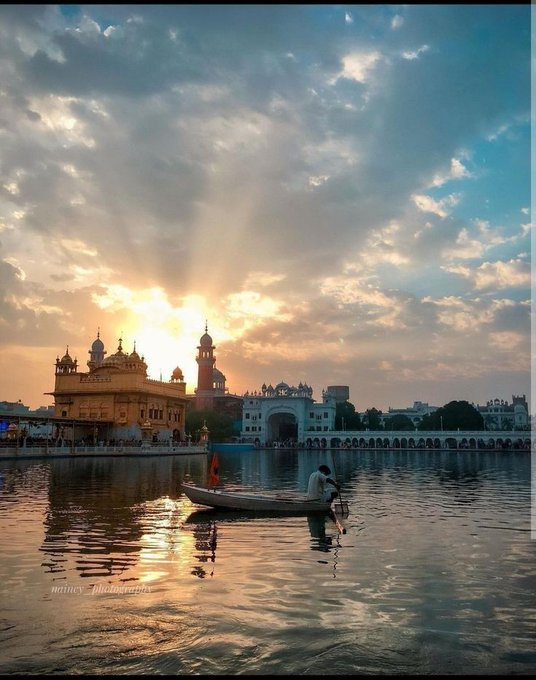 K_preetSimran's tweet photo. #ਵਾਹਿਗੁਰੂ_ਜੀ 🙏 https://t.co/MCLbW7v2F7