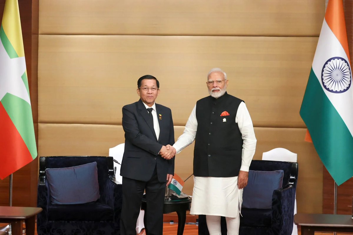 pyaezone's tweet photo. The world’s biggest democracy’s leader happily shaking hands with the world’s cruellest dictator (and most racist against South Asians ) in hopes that Min Aung Hlaing won’t lean towards #China.

@narendramodi just made history.

#WhatsHappeningInMyanmar https://t.co/SIqRlOGBfs