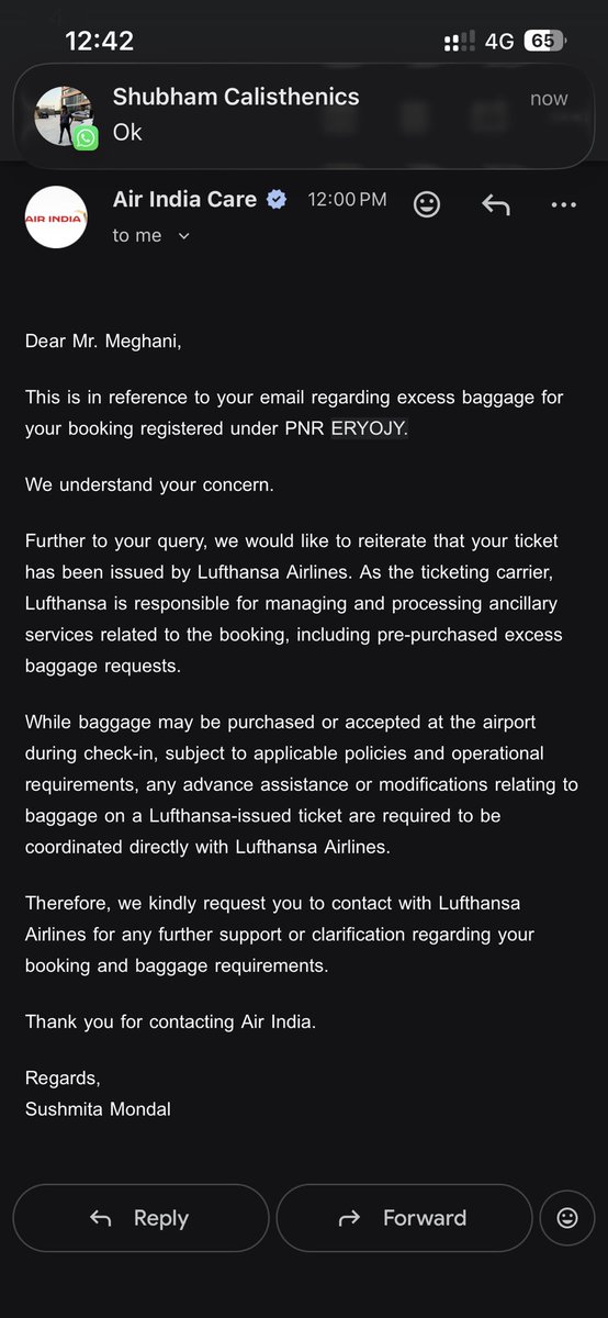 dinke_dinky's tweet photo. @Lufthansa_India @lufthansa @airindia 
What an irony, both of them are just heckling customer, This goes on lufthansa I'm unable to add baggage online they literally have disabled it for me, this is not done team. https://t.co/N0OmZLaWHO