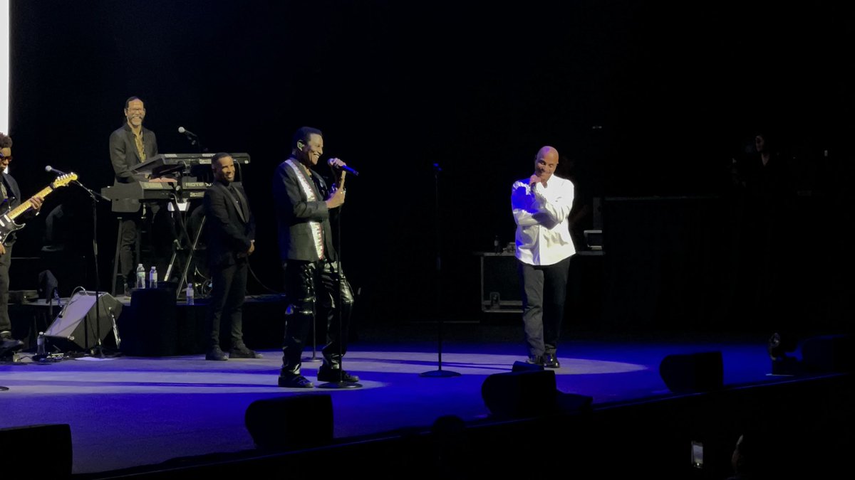 nikkiarambulo_'s tweet photo. Finally got to see the jacksons tonight at yaamava 🥹 such a fun show! https://t.co/NJAfXkDHq6