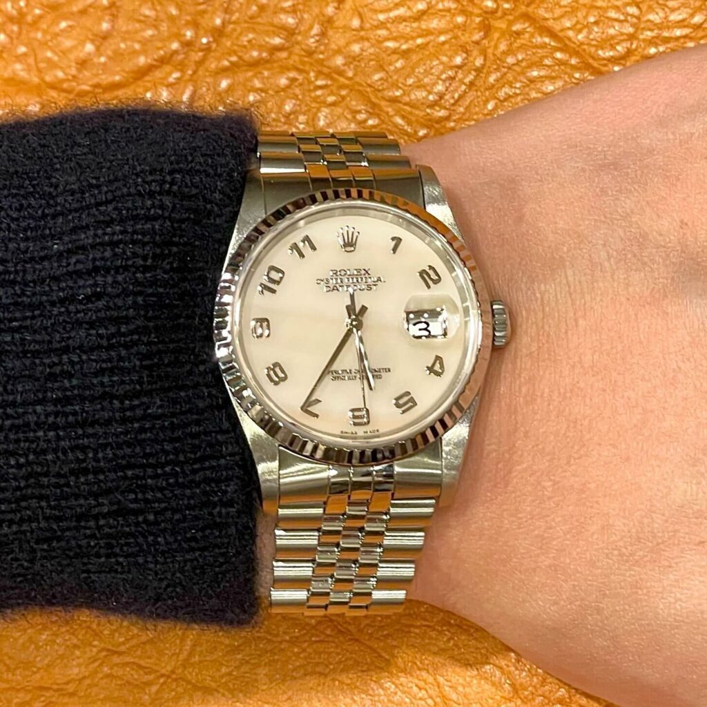 909sendai's tweet photo. ・ロレックス　デイトジャスト
・【OWNER‘S VOICE】 DATEJUST Ref.16234NA Pink Shell / Arabic Numerals
・https://t.co/hjRAiBfe8T
・https://t.co/1JQ5gSrl8O
＃ロレックス
＃ROLEX
＃デイトジャスト
＃Ref16234
＃クォーク https://t.co/id8x5GJxLi