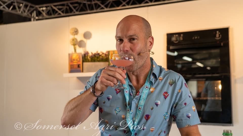 peternash1972's tweet photo. Great time @BathandWest taking photos https://t.co/ypB0gctSED