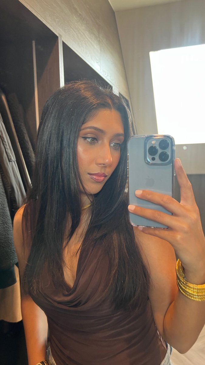 Tim37542963's tweet photo. Lovely Leena 😍 #wankchat https://t.co/cbwy13PG9n