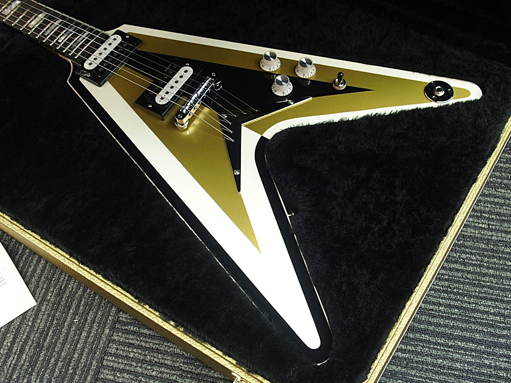 お待たせしました！ DEAN USA Michael Schenker 50th Anniversaryが