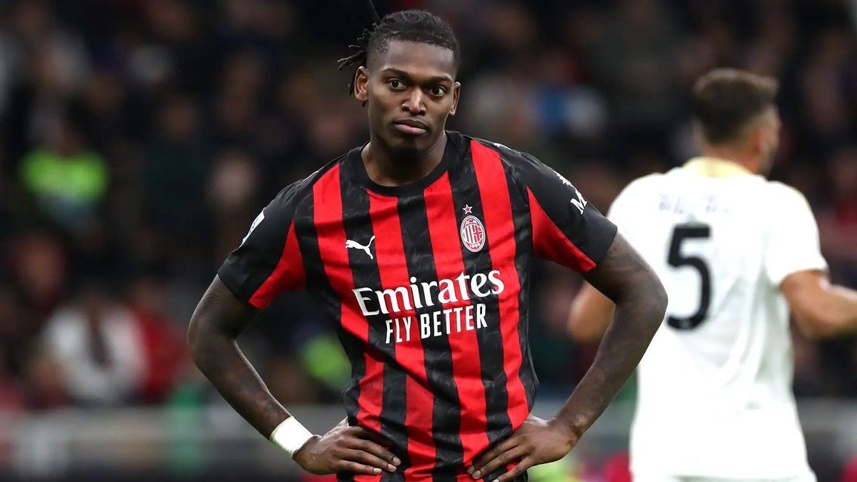 SleeperACMilan's tweet photo. 🚨😡 The club is VERY ANGRY for Leão’s INTERVIEW

❌They think it’s a STRATEGY to FORCE a way OUT of the club at a LOW PRICE

@Gazzetta_it https://t.co/UBhl5VOIKc