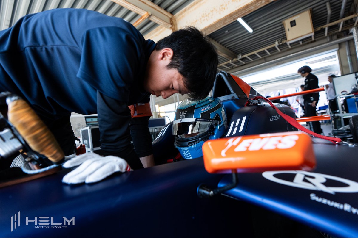 HELM_MS_62's tweet photo. #HELMMOTORSPORTS の情報サイト
HELM TIMESではレースレポートやプレスリリースをはじめ、レースに関わる様々な人々にフォーカスしていく記事も更新していきます🆙

第1弾として新人メカニックのインタビュー記事をアップ致しました📰

https://t.co/RtwjXnj3uW

レース業界を目指している #メカニック の方や興味がある方はぜひ今回の記事をチェックしてみて下さい🔧

#SUPERGT #FIAF4 #HELM62