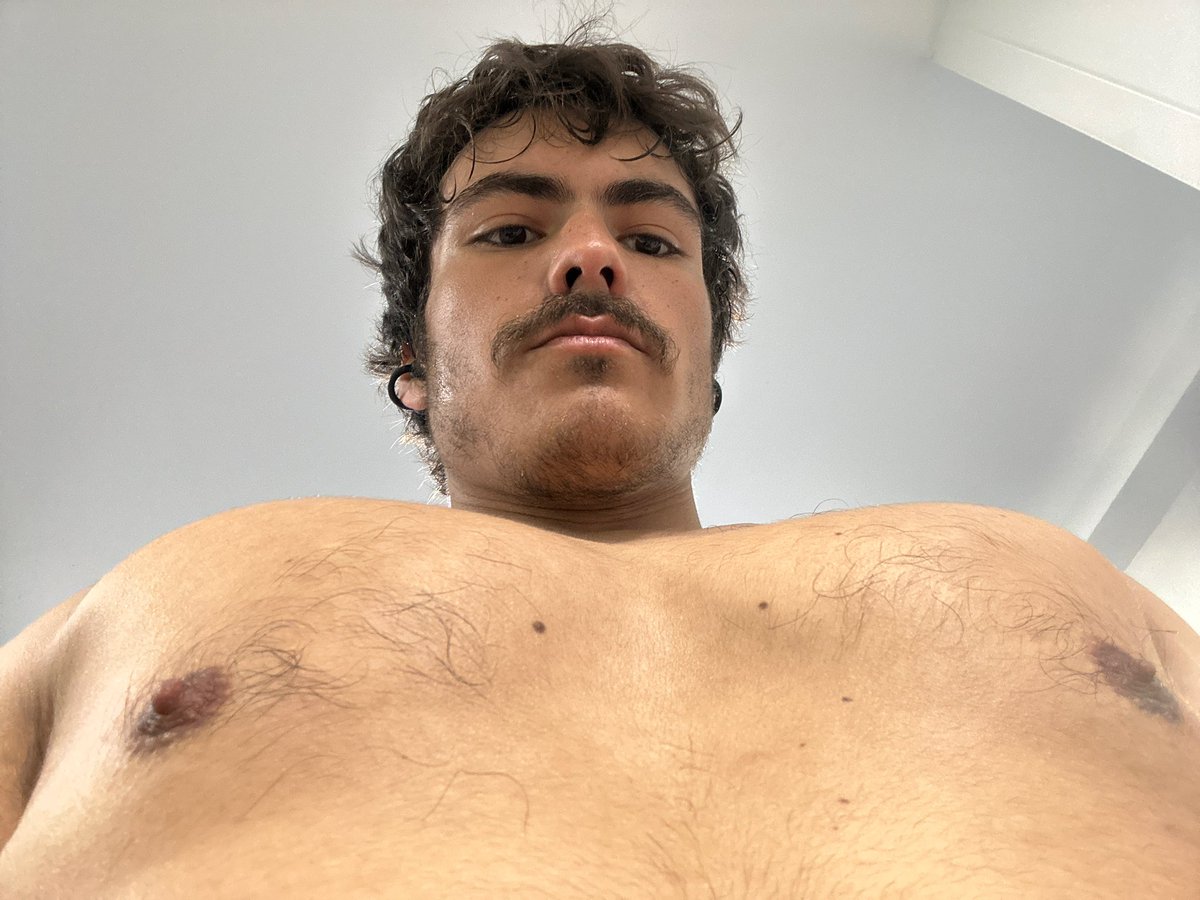 MstrJ2000's tweet photo. Morning gym session done… like the POV?

#findom #findomuk #domuk #master #masteruk #cashpig #cashmaster #cashmasteruk #cashpiguk #gayfindom
#gaycashpig #gayfinsub #finsub https://t.co/asRnbniQgZ