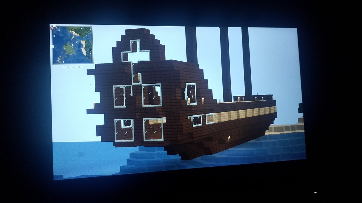 Timur24k's tweet photo. @EponymousUser @WDK_Dos Thank you! The frigate was a fun built! Also made another boat from the shipwreck I found. I did the hull and the sail
@SubjectMetatron did the propulsion and the cannons https://t.co/f4Kj64L1ou