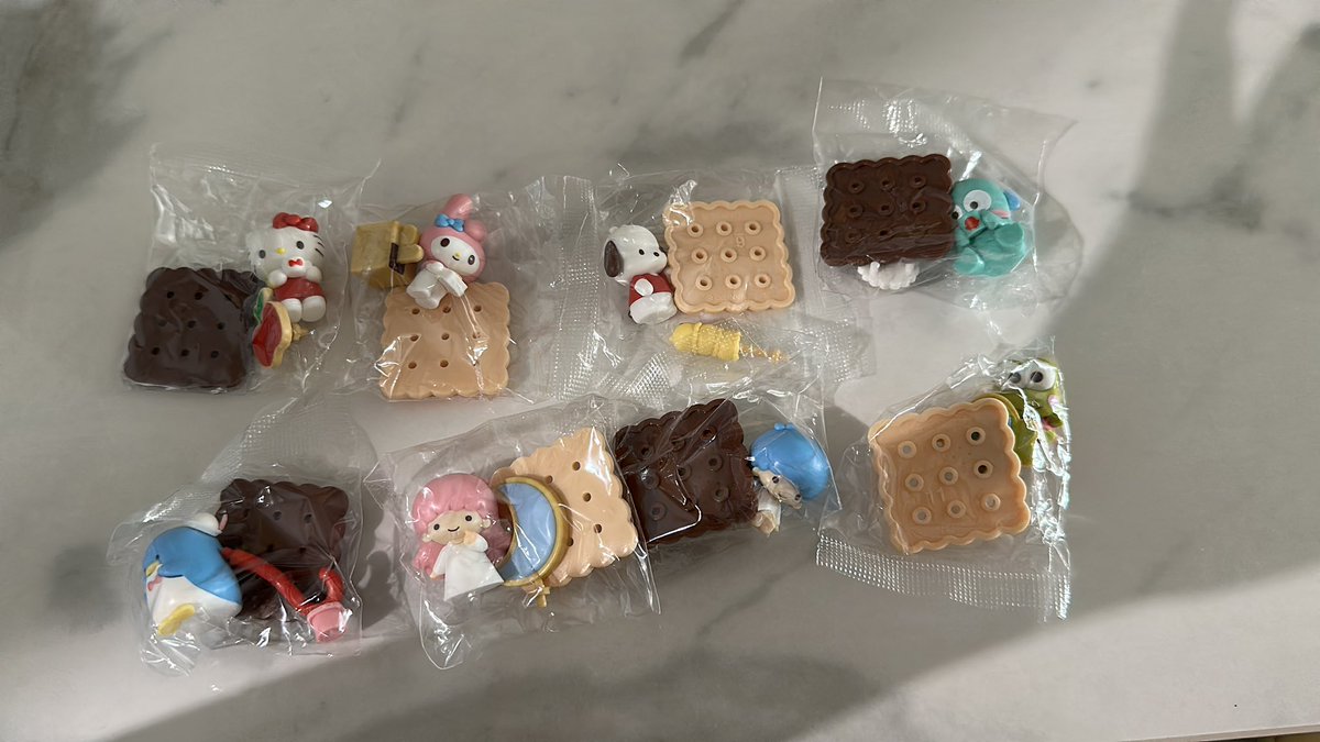 runasannoogui's tweet photo. サンリオ　チョコサプ　交換募集

求シナモロール

譲ハローキティ、マイメロディ、ポチャッコ、ハンギョドン、キキ、ララ、タキシードサム、けろけろけろっぴ
↑より１つお選びください。　

郵送希望です。よろしくお願い致します🙇‍♀️ https://t.co/4G1sfbFOPA