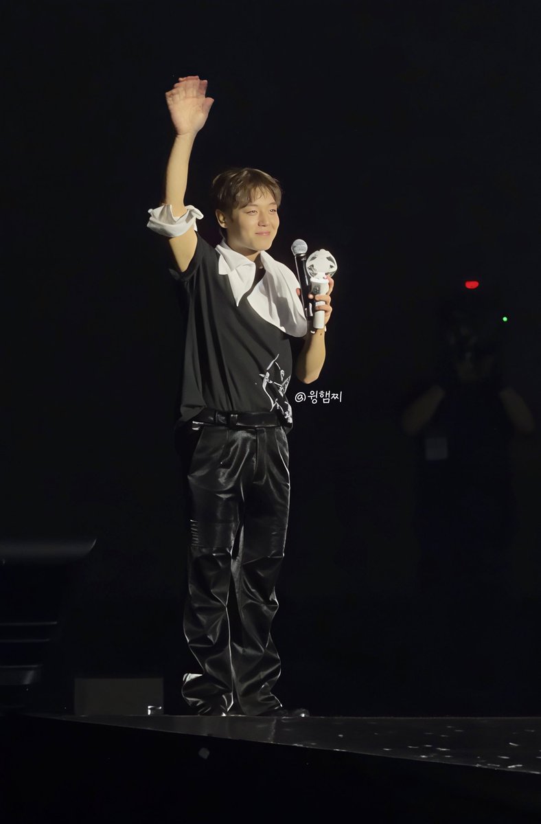 winghamzzi's tweet photo. 05.31 ASIA FANCON [RE:FLECT] IN SEOUL 

#박지훈 #parkjihoon #박지훈콘서트 https://t.co/kBDUCQw7bG
