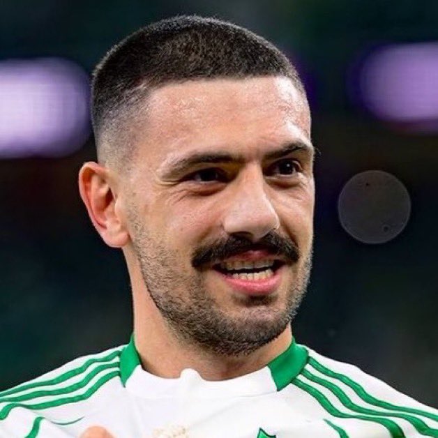 AnlikFutbool's tweet photo. 🚨 SON DAKİKA

Hakan Safi’nin, milli yıldızlarımız Hakan Çalhanoğlu ve Merih Demiral ile anlaşma sağladığı iddia ediliyor. 🇹🇷🔥

Türk futbolunda ses getirecek gelişmeler kapıda olabilir.

Gözler resmi açıklamalarda. 👀

#HakanÇalhanoğlu #MerihDemiral #Transfer https://t.co/pWxcRxR134