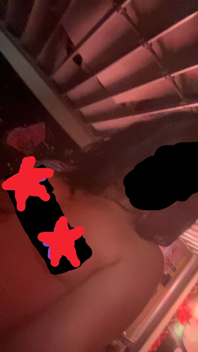 vmpgrl_nava's tweet photo. dm me if you want this pic uncovered and more #nolimits #teaser #justforyou https://t.co/1AfSKjgFSA