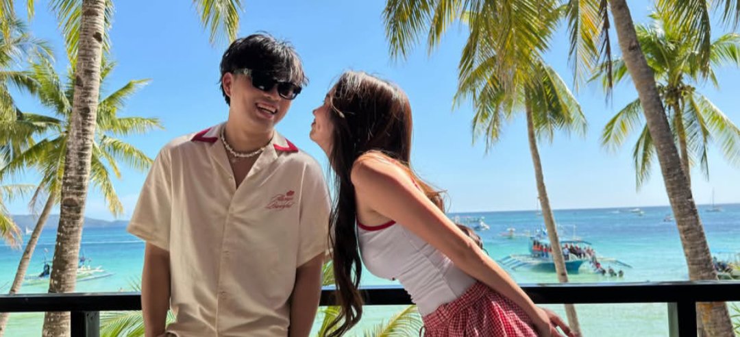 httpxali_'s tweet photo. To love and to be loved, hallelujah, Happy birthday @h2wooff1cial 💙 -biyaya https://t.co/pfIlh4xalB
