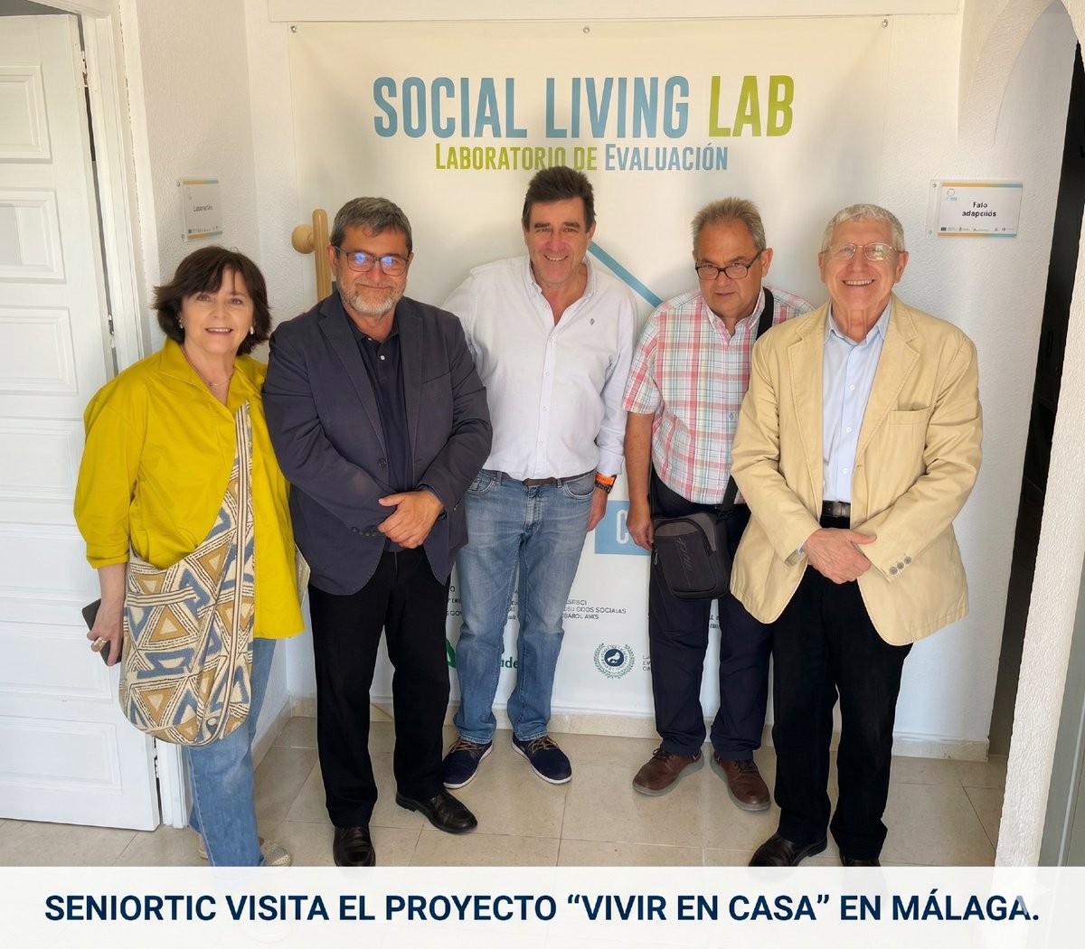 Seniortic1's tweet photo. SeniorTic visita el proyecto “Vivir en casa” en Málaga.

La iniciativa busca mejorar el bienestar de las personas mayores y dependientes que desean permanecer en sus casas hasta el fin de sus vidas, con los apoyos y cuidados proporcionados por las tecnologías y otras asistencias. https://t.co/gc2syM8ju7