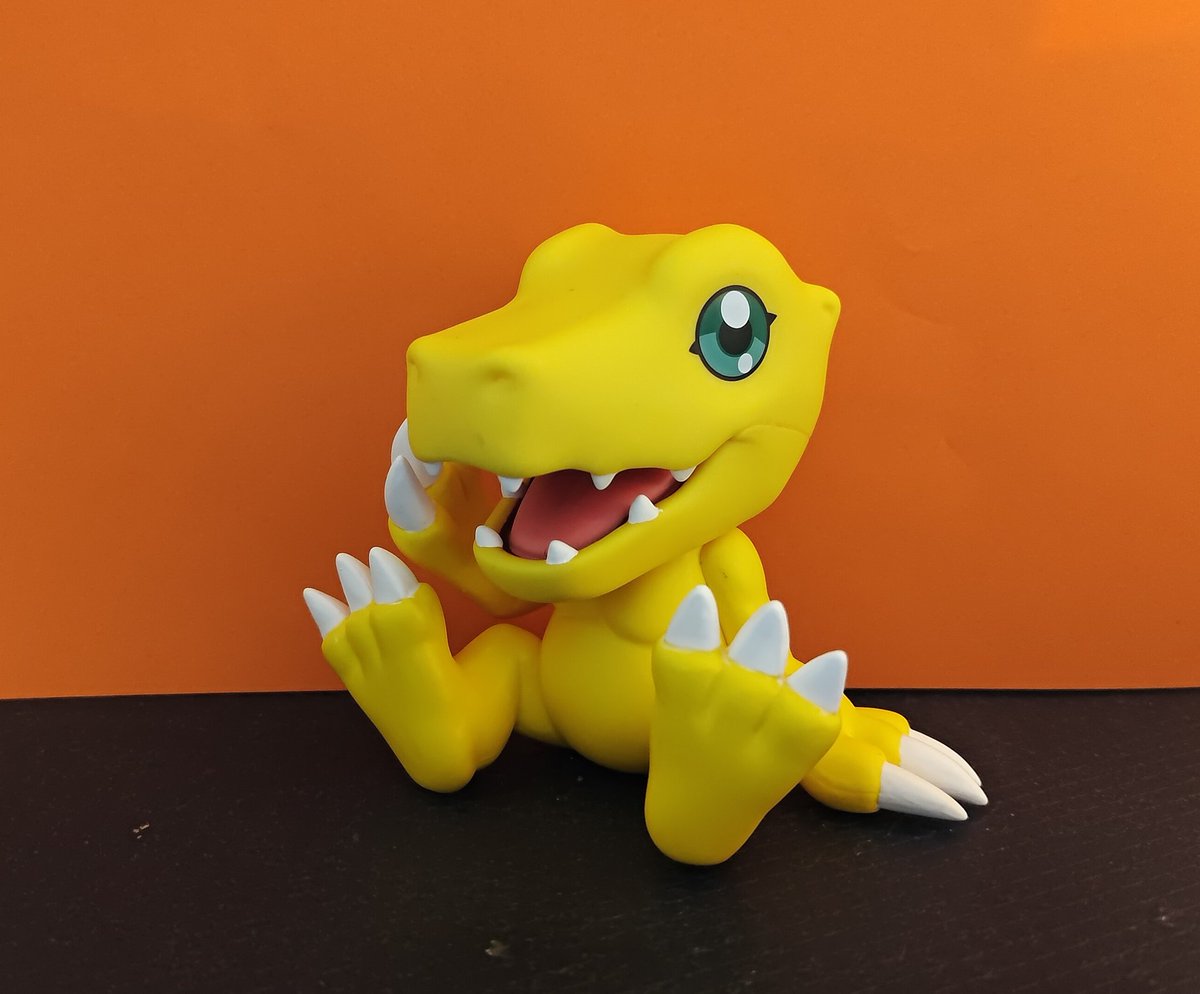 SummerMic1's tweet photo. Guess who's crashing at Mine now Indefinitely! 🤩 It's Agumon I just got My package from @TheGamesmenAU &amp; it looks like he popped out of the TV Ngl  #GamesmenSwag https://t.co/Dei8lDymrP