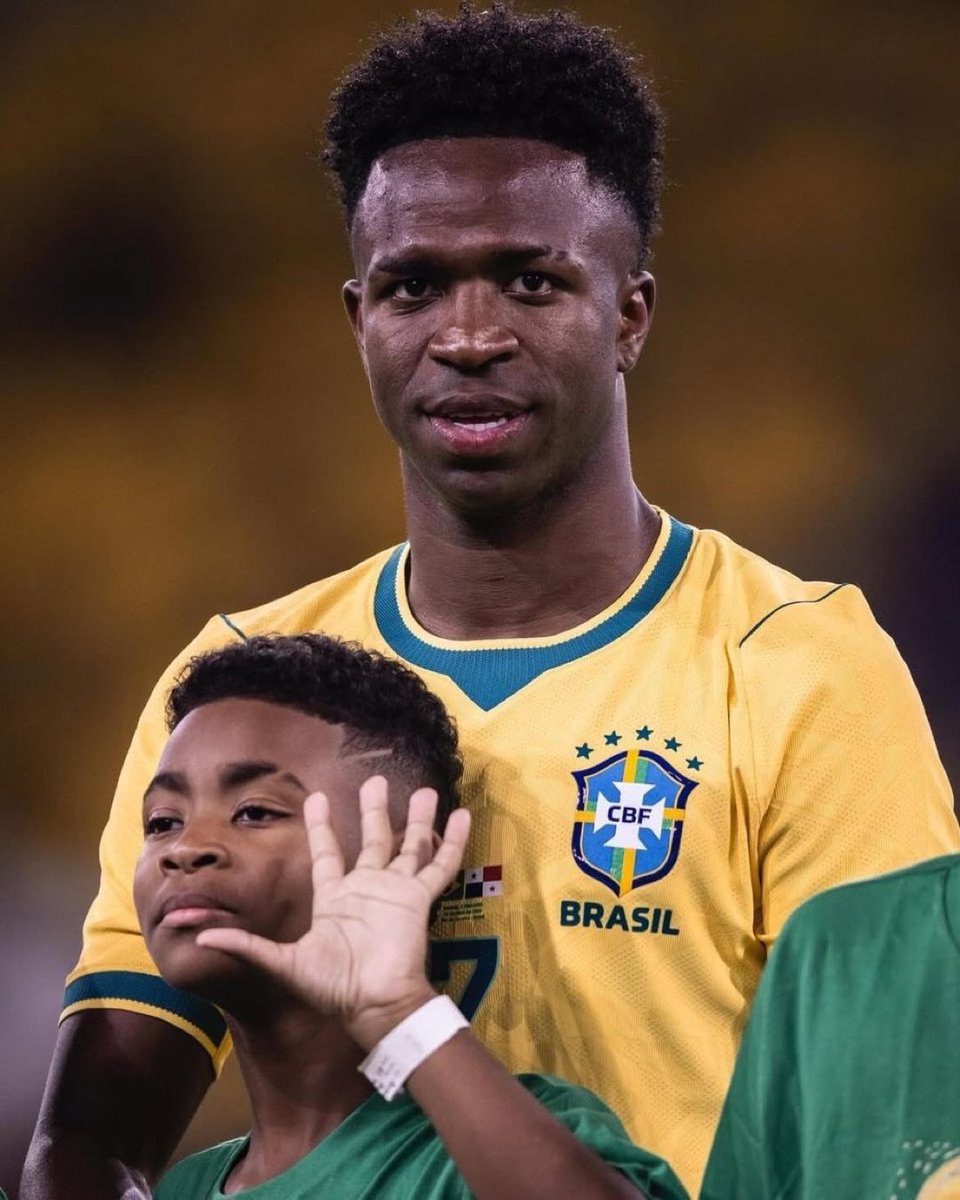 MadridXtra's tweet photo. Vini Jr. with his brother last night. 🇧🇷 https://t.co/yyxmnBgHuG