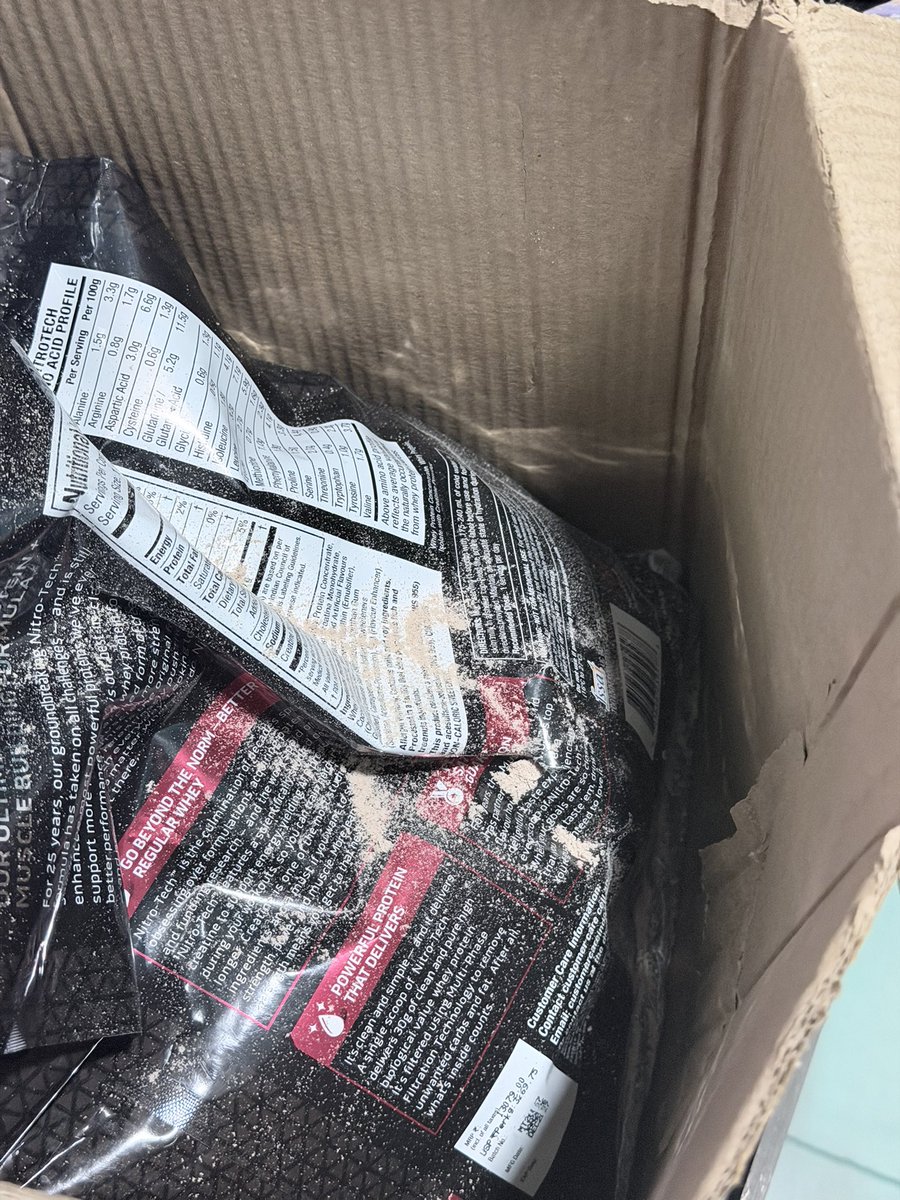 mspratapreddy's tweet photo. @thehyugalife @klrahul 

I’ve had a terrible experience with your team. I had placed an order for a protein powder on 9 May, delivery happened on 21st may after sooooo many follow-ups, and the day I got it, it was a damaged parcel. Since 22nd may early morning I’ve been chasing https://t.co/FBTrze5XiP