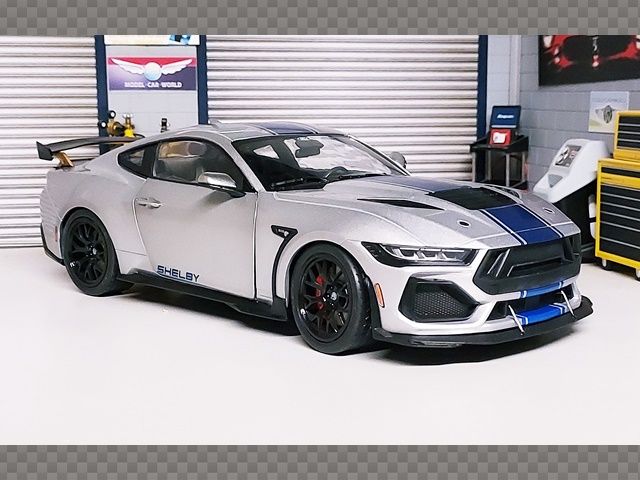 ModelCarWorld2's tweet photo. Fathers Day is just around the corner!

https://t.co/RWQexIg9QL

#diecast #modelcarworld #modelcarshop #shopdiecast #diecastlovers #diecastcollector #modelshop #diecastmodels #diecastmodel #modelcars #modelcarworld #cars #scalemodelcars #carworld #resin #collectibles #scalemodel https://t.co/Ngh8xYLzxa