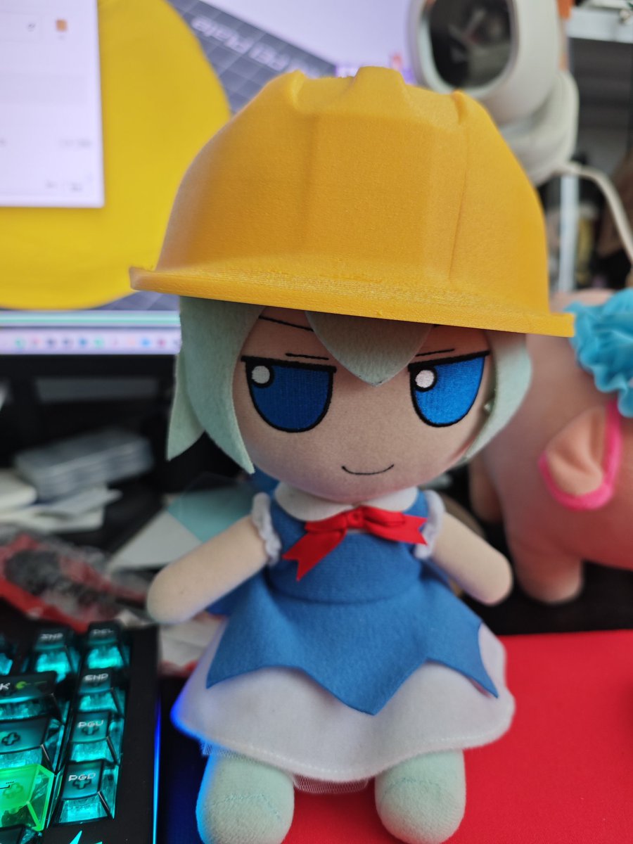 sakanananami's tweet photo. Construction worker baka https://t.co/SIkoUruYQX
