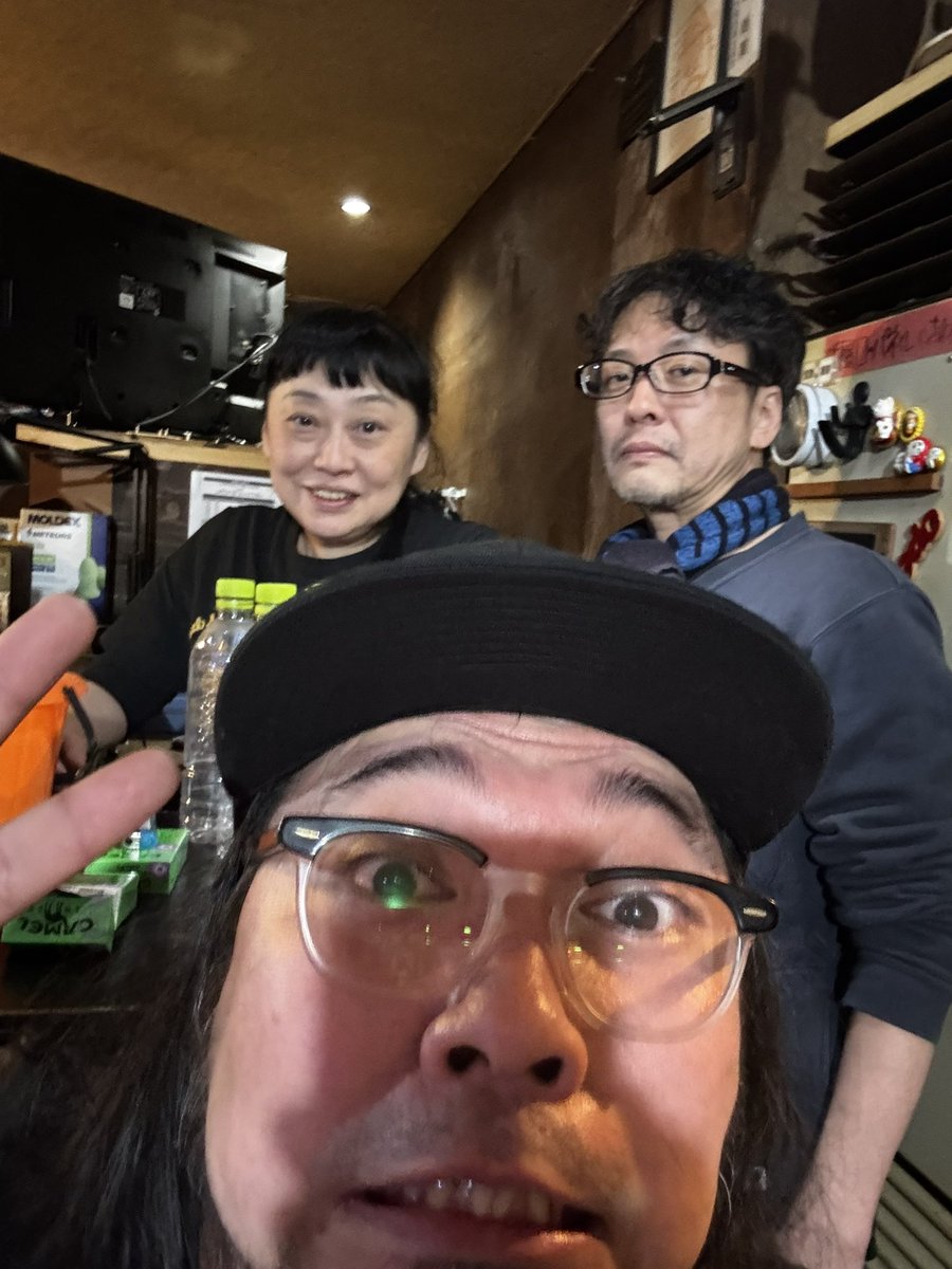 RASTER8bit's tweet photo. そして帯広REST、お2人のバンドへの理解度が高すぎて全バンドリハ巻いてた！RASTERのセッティングでのベースアンプ同期の鳴らし方もとんでもなく勉強になりました。ARARAも素晴らしいけど同じくらいやり易かったし気持ちよかったです！
何より企画者のウズラ本当にお疲れ様でした！またすぐ呼んで！ https://t.co/awVwbzGq9l