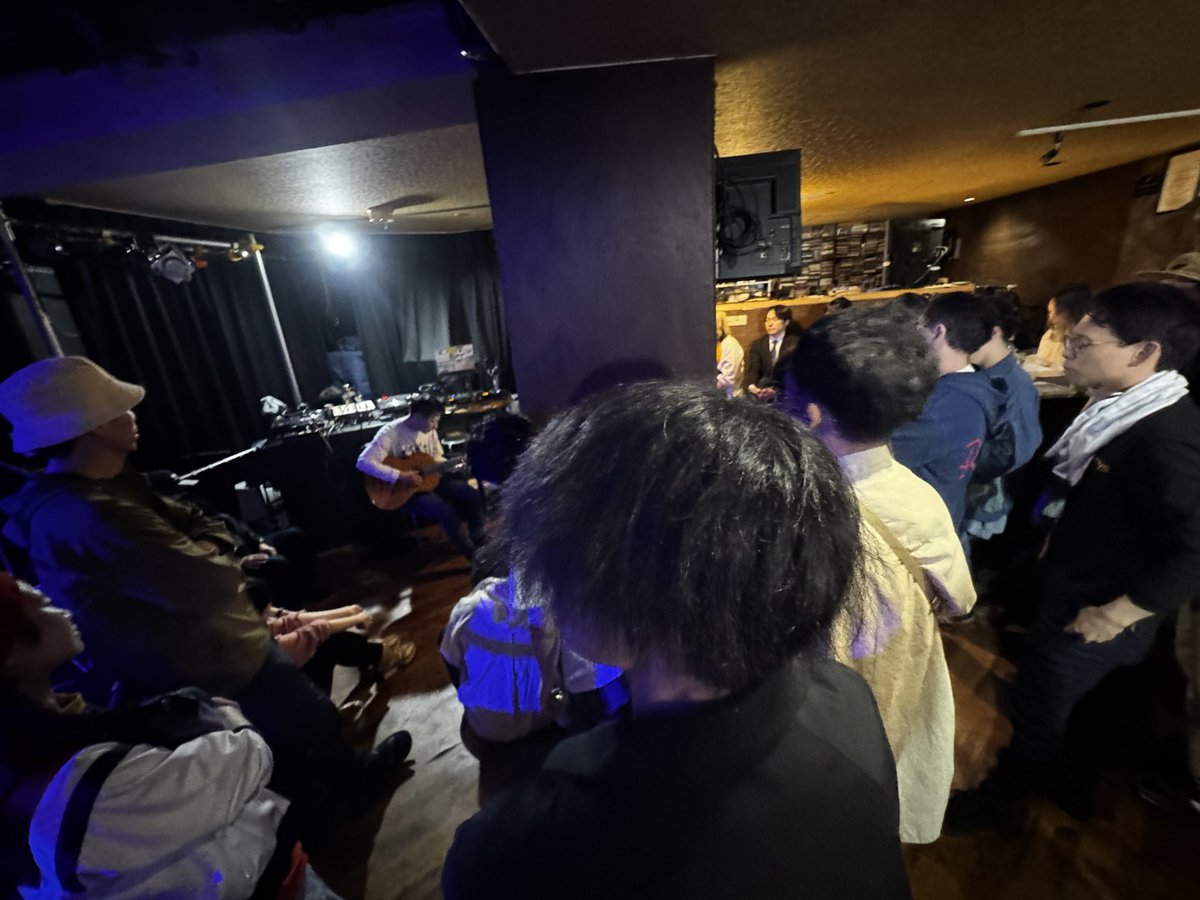 RASTER8bit's tweet photo. そして帯広REST、お2人のバンドへの理解度が高すぎて全バンドリハ巻いてた！RASTERのセッティングでのベースアンプ同期の鳴らし方もとんでもなく勉強になりました。ARARAも素晴らしいけど同じくらいやり易かったし気持ちよかったです！
何より企画者のウズラ本当にお疲れ様でした！またすぐ呼んで！ https://t.co/awVwbzGq9l