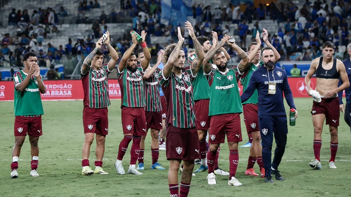 lance_flu's tweet photo. Elenco do Fluminense ganha férias durante a Copa do Mundo; veja a programação https://t.co/k7YT5GKXtA https://t.co/VjVKe9fGY3