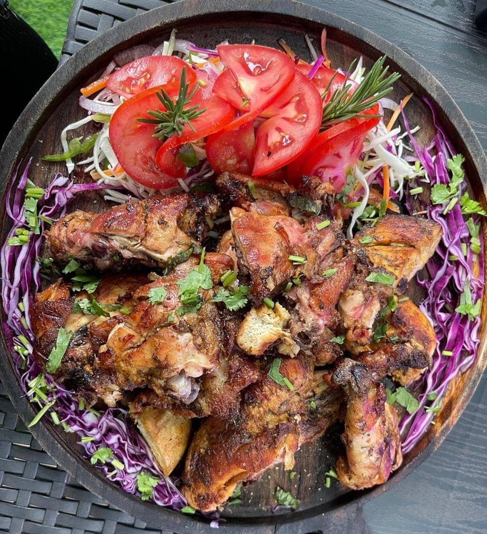 Namanyaluc's tweet photo. Grilled meats + wine + fairy lights = Bugolobi’s cheat code.  
@BackyardBistro pairs juicy steaks, grilled chicken, smoked ribs with wine that actually understands the assignment.  
Cute ambiance just🥰
#GoldenPosts
@siblings64426 
@GoldenPosts1 
@GideonSsekidde 
@Kanyonyi_ https://t.co/vO5DCZH3se