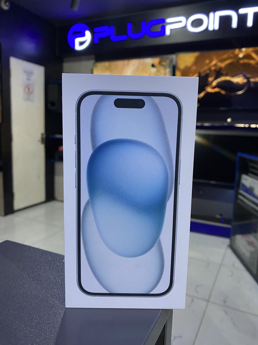 plugpoint_ke's tweet photo. IPHONE 15

 •Display~ 6.1”, Super Retina XDR OLED,2000 nits
 •Processor~ Apple A16
 •Refresh rate 60Hz
 •Rear camera~ 48MP+12MP
 •Front camera~ 12MP
 •Battery~ 3349 mAh
 •USB-C charging 

128GB @ 95,000/-

256GB @ 105,000/-

📍COOKIE HSE, Second Flr Shop 207.
📞0716 433 780

🌍https://t.co/JSNAFxh0RZ
#PurchasePerfection

@dreymwangi @amacheez @teqnishian @Amroggoz @kadonyi_ @linkinc254 @osoroke