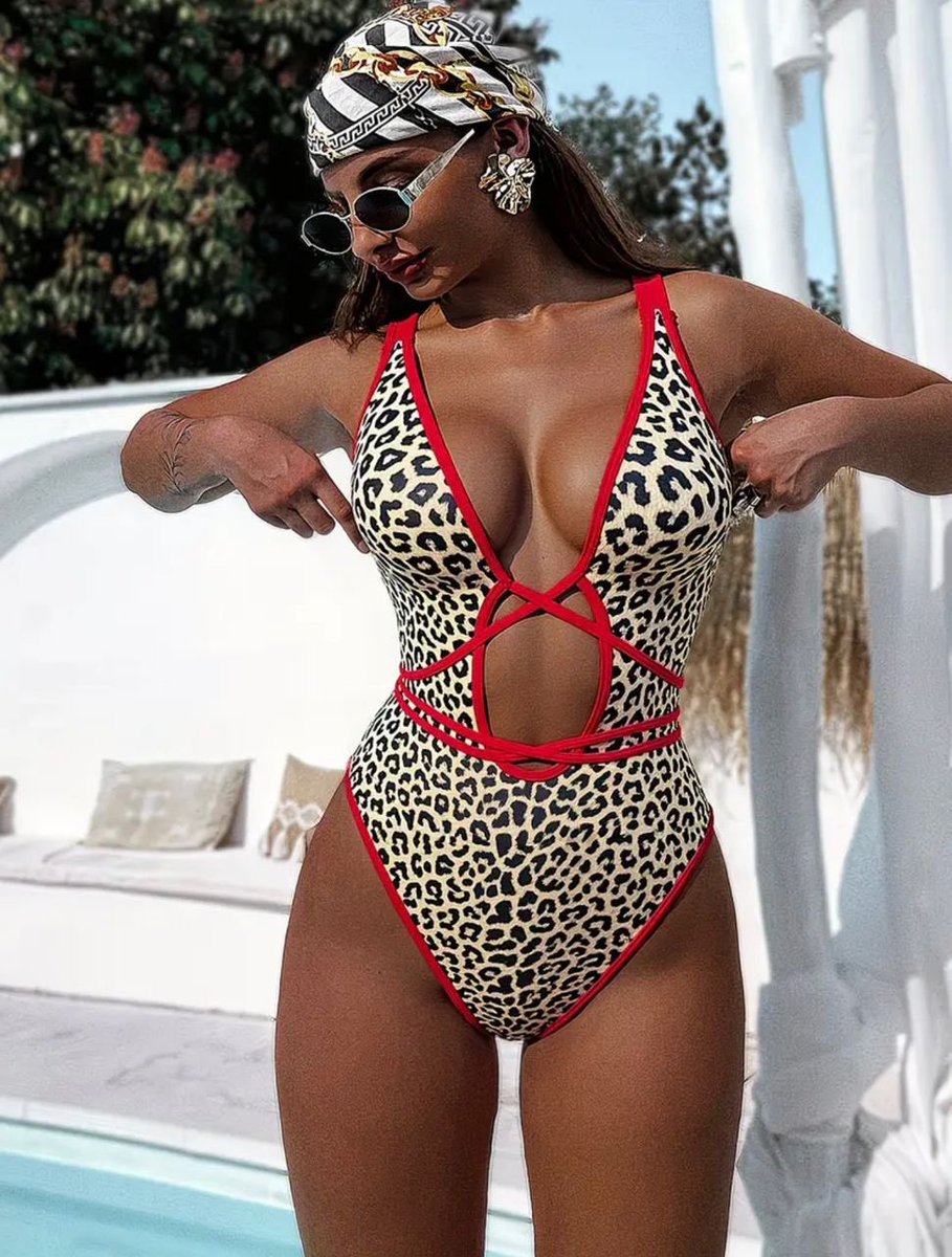 Swimndream's tweet photo. Cheetah print swimsuit available 

Size 12 

Price 27,000 Naira 

Send a DM to order. https://t.co/wsvfuKM1Ia