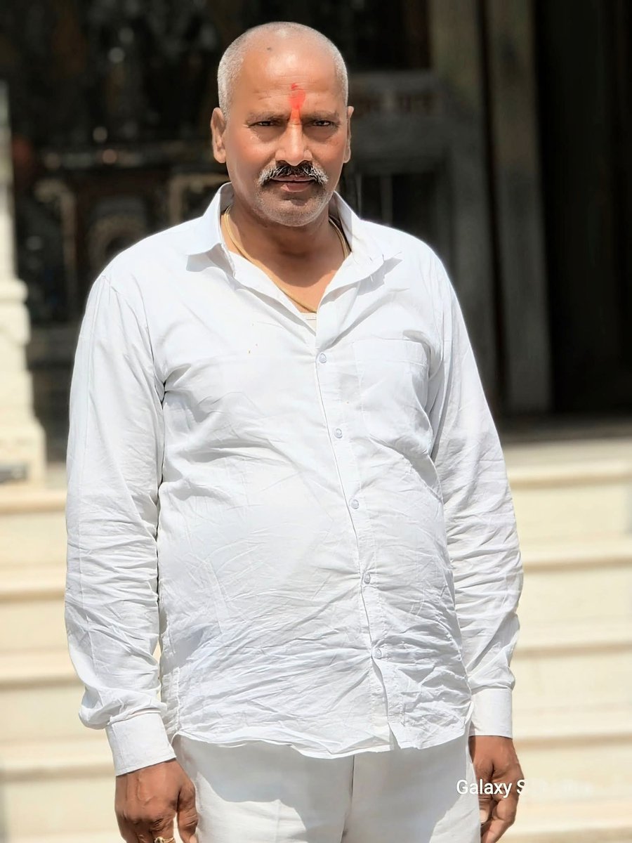 nssupindia's tweet photo. नई सीख संस्था (रजि०) व श्री सूर्यकुण्ड तीर्थ क्षेत्र ट्रस्ट के संरक्षक, जगत प्रिय काका जी श्री सत्यदेव मिश्र जी को जन्मदिन की हार्दिक बधाई एवं शुभकामनाएं।।। https://t.co/WESSPLJP61