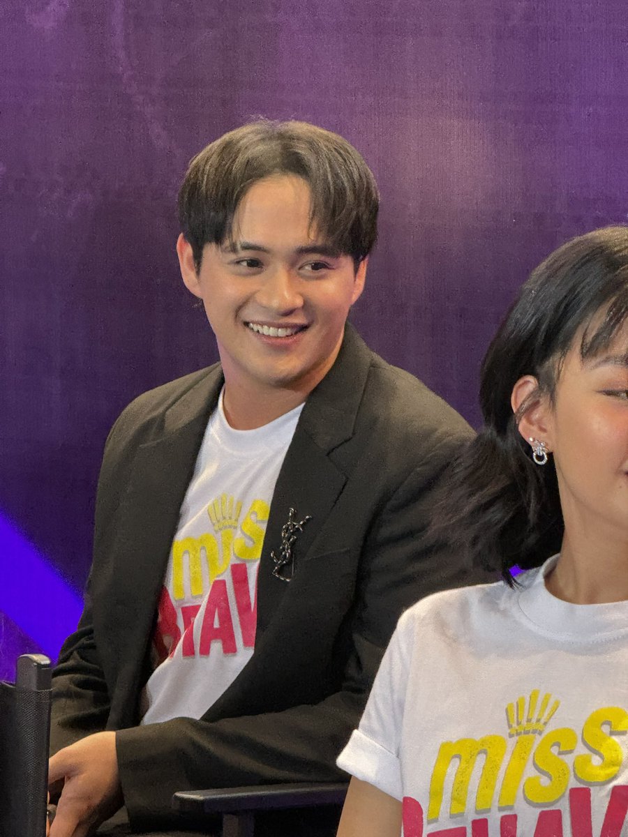 ofc_iwant's tweet photo. Meet Warren!

Watch #MissBehave BCON Mediacon LIVE here: https://t.co/qsxrd24Byd

#MissBehaveMediacon @BGYO_Akira https://t.co/QfNqA5fVYa