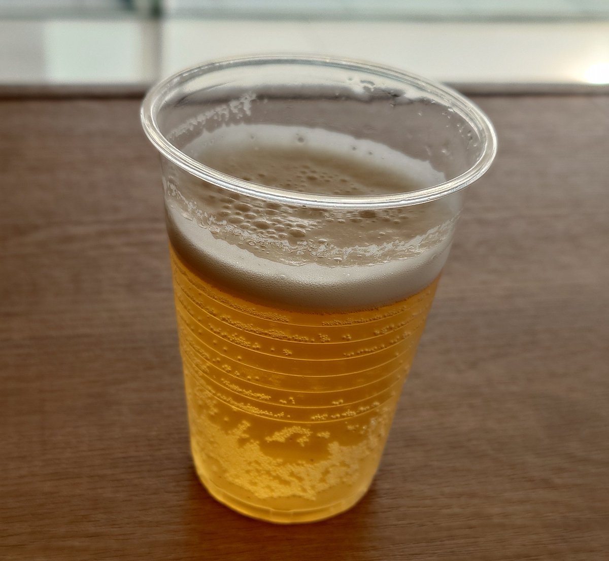 chokucho136's tweet photo. 夕食前にいただきます。
無料飲み放題です！ https://t.co/ZHS2C5ySqK