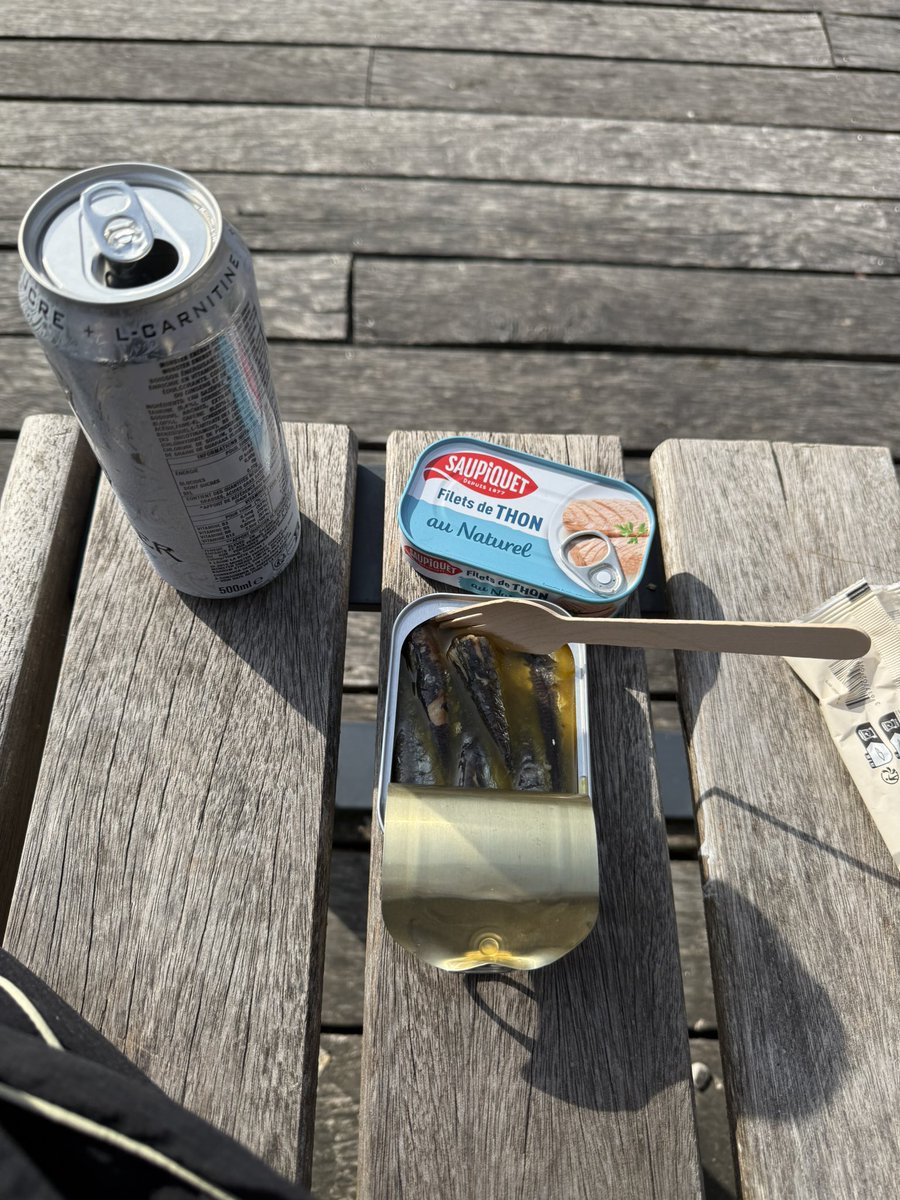 yorueshi's tweet photo. petit dej comme d’hab après une petite séance de tractions/dips à jeun https://t.co/ubiIyBCR2i