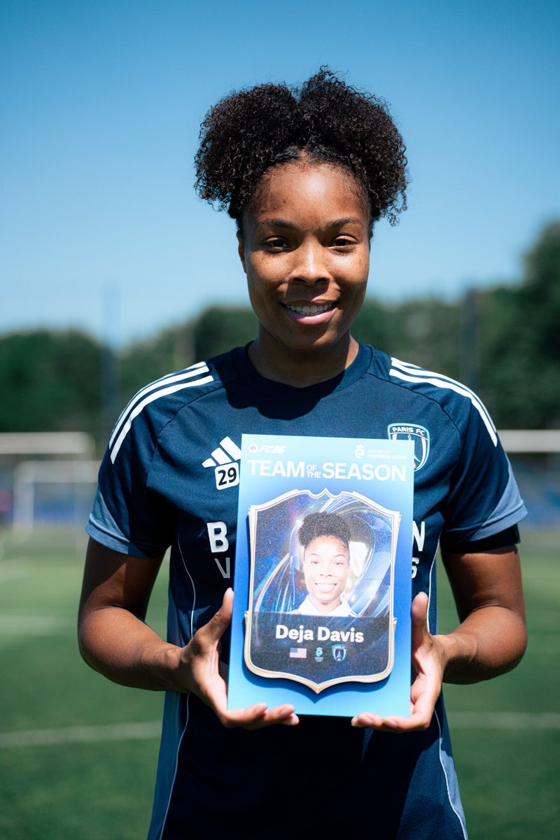 PFC_feminines's tweet photo. ℰ́𝓆𝓊𝒾𝓅𝑒 𝒹𝑒 𝓁𝒶 𝓈𝒶𝒾𝓈𝑜𝓃 @easportsfcfr ✨

Mylène, Anaële et Deja ont reçu leur carte #TOTS @ArkemaPL présentes dans #FC26 😍

#ParisFC #CertifiéParis https://t.co/ah4leeh8V1