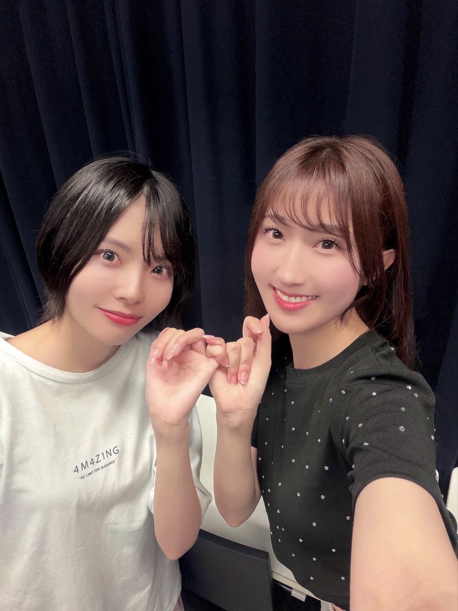 _Amane_Kanon_'s tweet photo. #2053_3rd
Stella MiNEもレッスンはじまりました!!🌙⭐️
とろちゃんの隣で踊るの嬉しすぎて楽しすぎて、信じられないくらいず〜〜っとハイテンションだった…😂💓
うるさくてごめんねぇ……😂😂
🔗https://t.co/zV2mymrRbL
#ナナシス #t7s https://t.co/m7QZt9BfIG