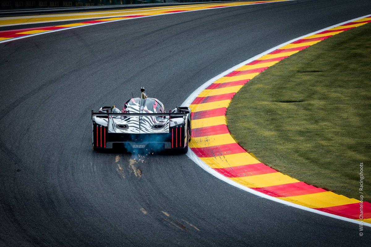 endurancemagfr's tweet photo. 🎯 𝟐𝟒 𝓗𝓮𝓾𝓻𝓮𝓼 𝓭𝓾 𝓜𝓪𝓷𝓼

🏎 Peugeot 9X8 - @peugeotsport.

(📸 Willy Chanteloup / Racingshoots). #WEC #LeMans24 https://t.co/vGN0MUFNdw