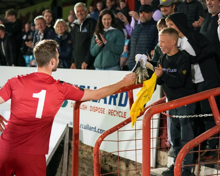 westfield_fc's tweet photo. Season Tickets now on General Sale
https://t.co/zEjPYg7EwH https://t.co/mZPHNDdUmU