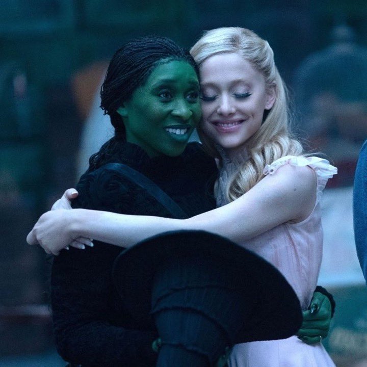 lesbianzgrande's tweet photo. happy pride to #reallove only https://t.co/PLj0Cme6gf