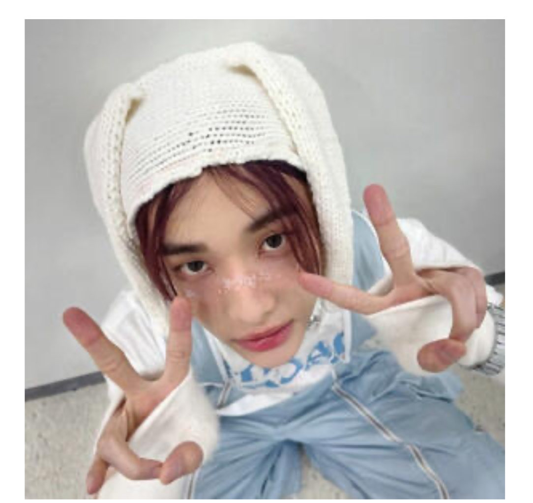 kyoverse__'s tweet photo. JINIRET AND CINNAMOROLL I FUCKING LOVE HYUNMOROLL OMG OMG PLS https://t.co/pKVoB8LWVQ