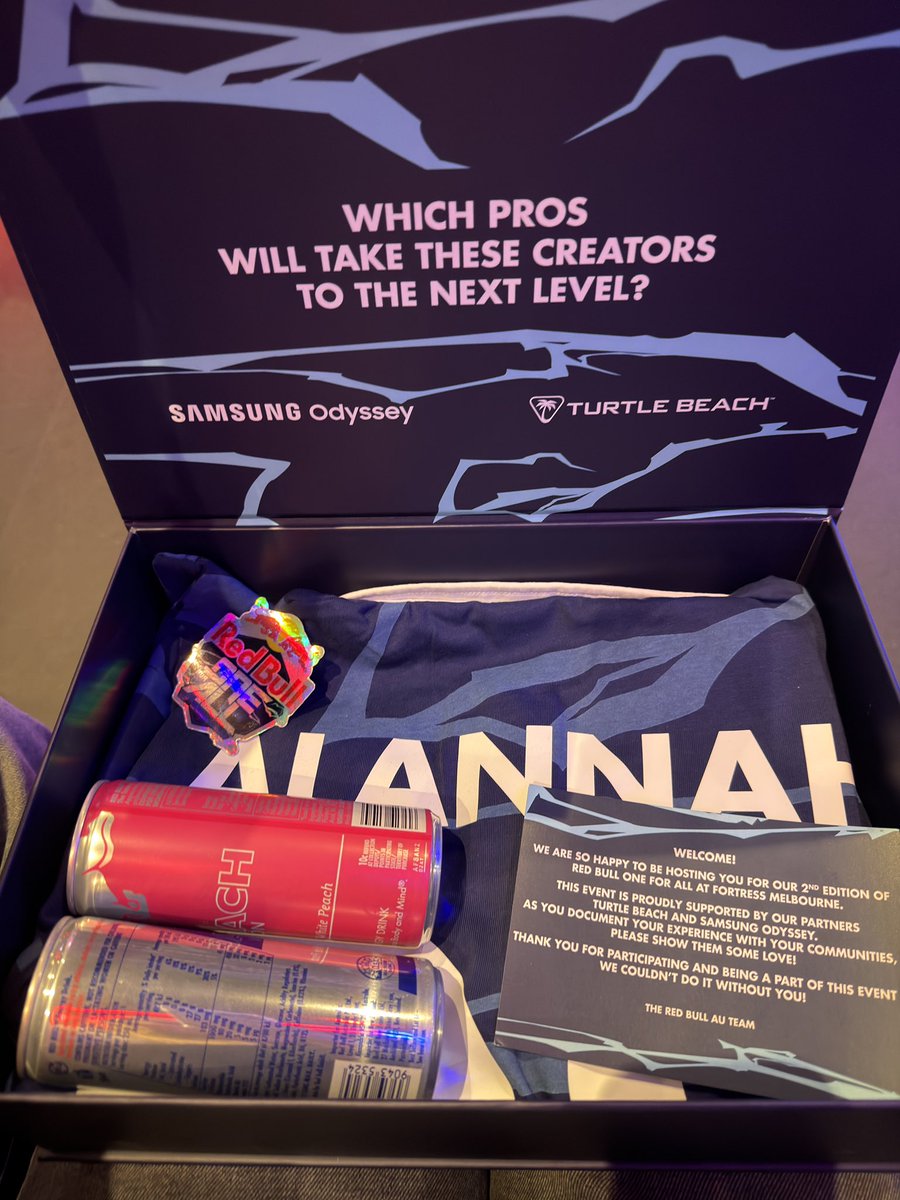 aaaalannah's tweet photo. thank u sm @redbullau for inviting us to this event!! had the best time w everyone <3 https://t.co/lEigwu4sBU