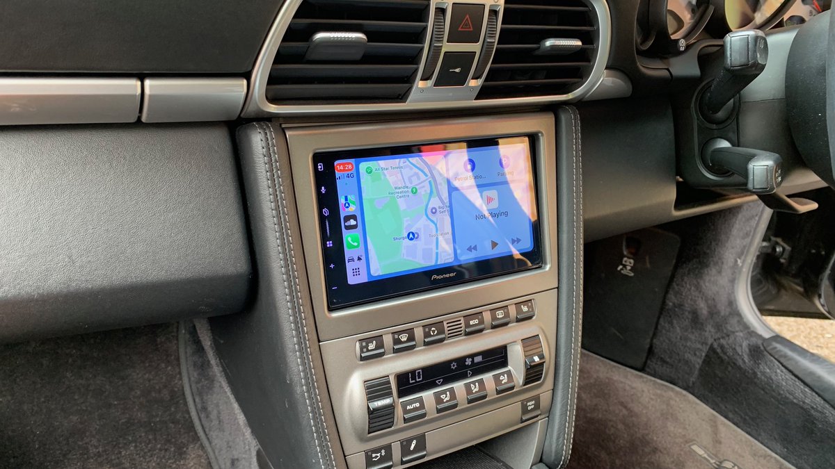 dynamic_audio's tweet photo. Modern Tech Meets Classic Style: @PioneerUK SPH-DA77DAB Now Rocking a Porsche 997

Team at DynamicSounds recently had the pleasure of working on a stunning @PorscheUK 997 2007 -true modern classic that deserved a serious infotainment boost without compromising its iconic interior https://t.co/NUVXr8KS3h