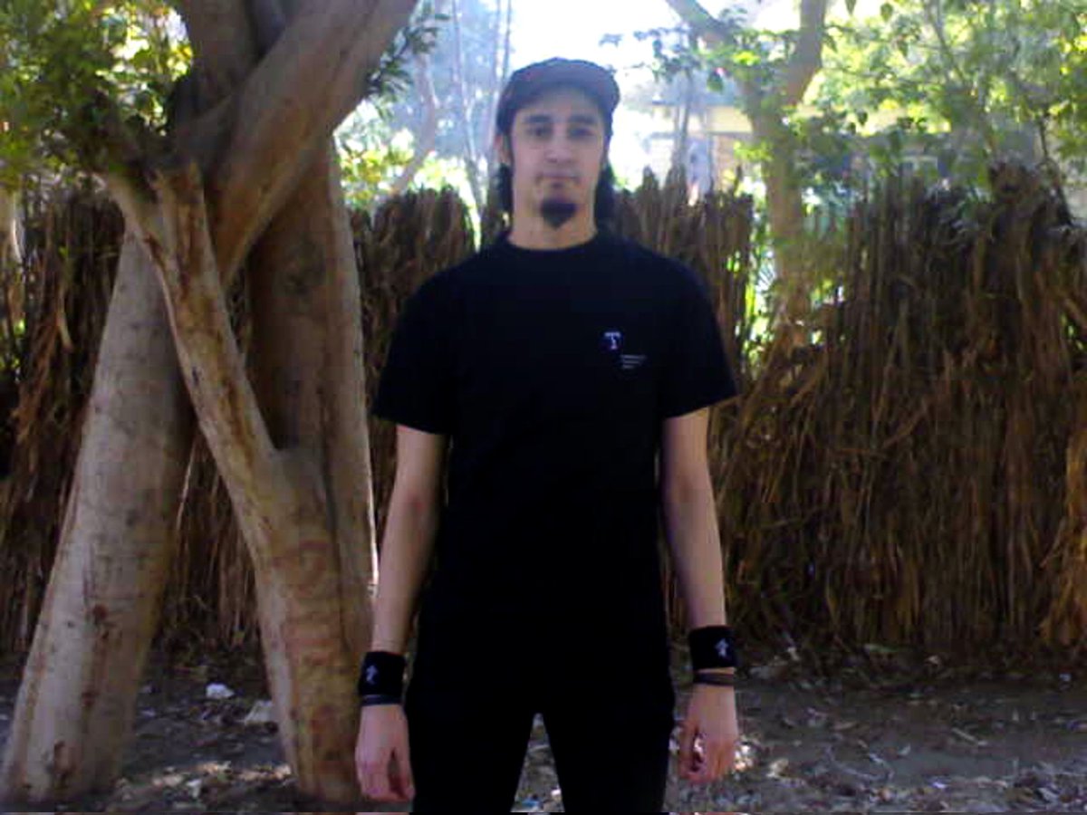 foudeeb's tweet photo. Photo session in 2007. https://t.co/EFoPIlyWce