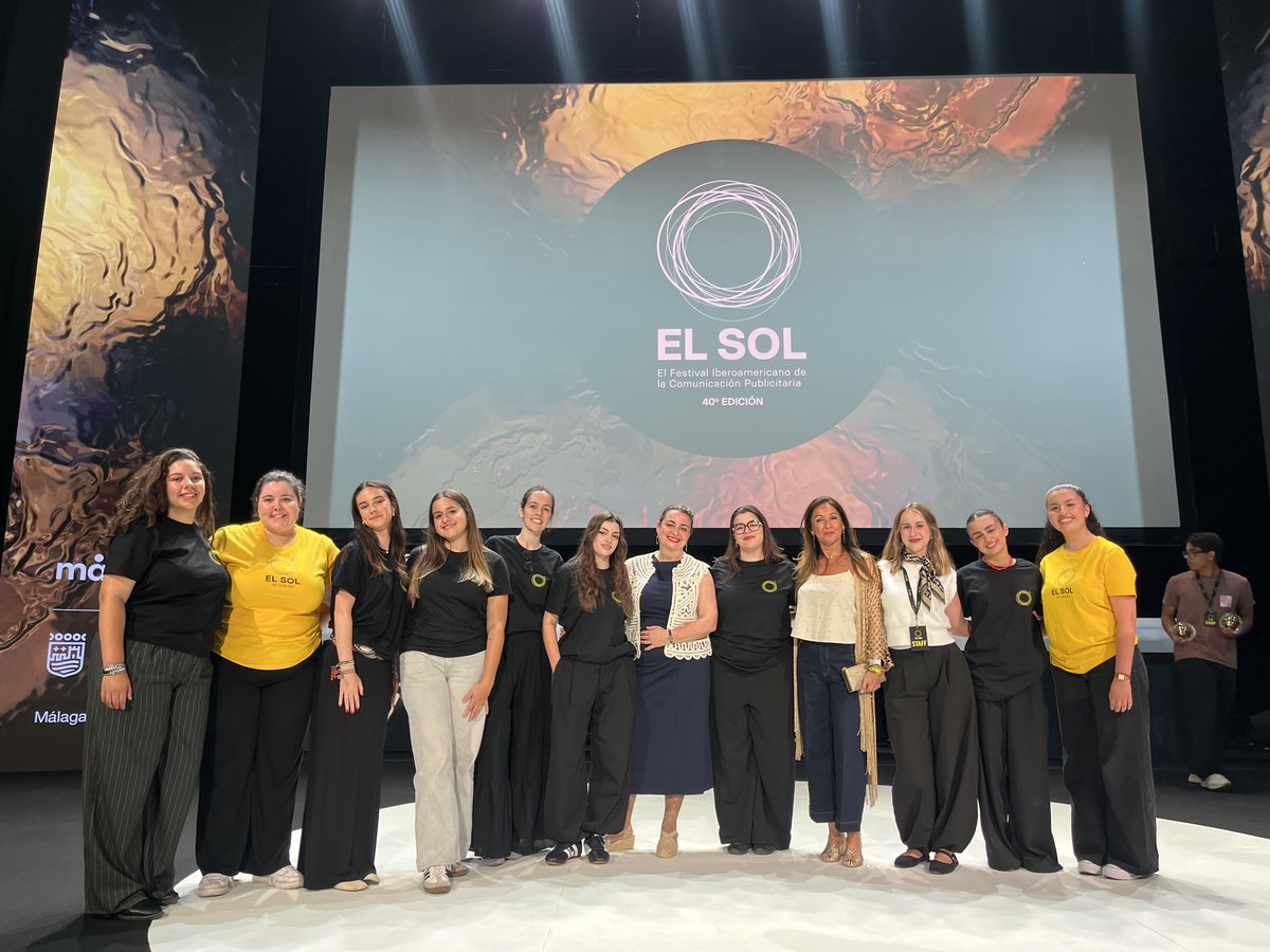 InfoUMA's tweet photo. Estudiantes del Grado en Publicidad y Relaciones Públicas (@ComuniFac) han participado en la organización de la 40 edición del Festival Iberoamericano de Comunicación Publicitaria El Sol, celebrado en Málaga la pasada semana. https://t.co/1KZaepvUAa