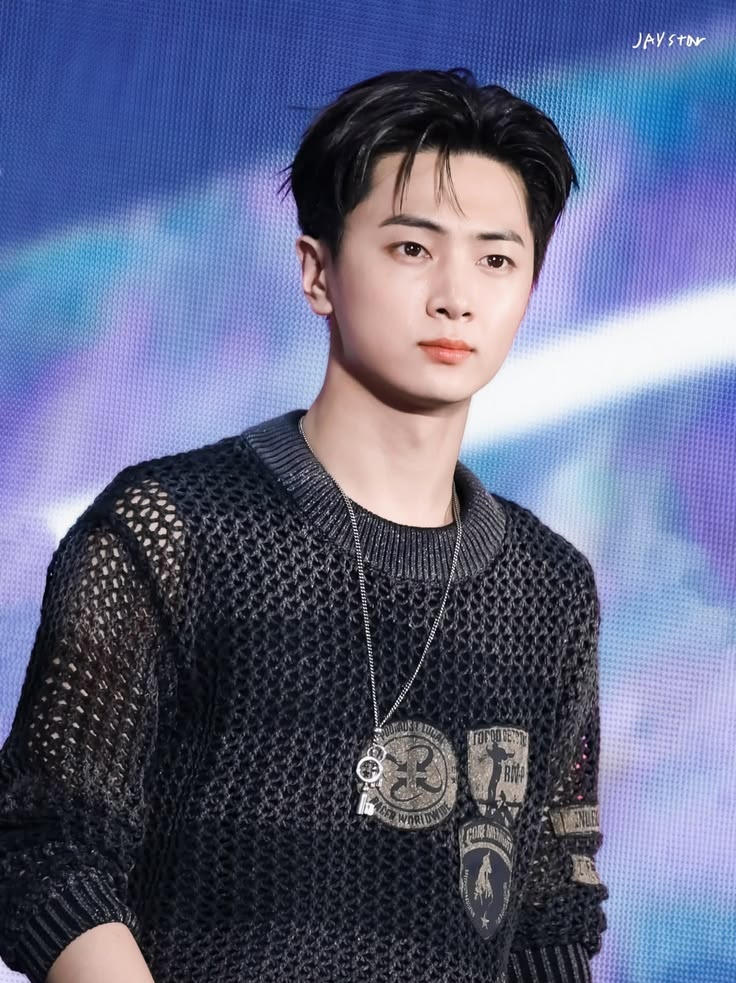 jakewon_stars's tweet photo. — ¿Qué opinas del BLOOD SAGA Tour y las próximas fechas?

🐈‍⬛: Con Blood Saga, visitaremos nuevos continentes y ciudades por primera vez, y además es el tour más grande en la historia de ENHYPEN; como tengo grandes expectativas, mi determinación es aún mayor, haremos todo lo [+] https://t.co/HBLSAQ4fem