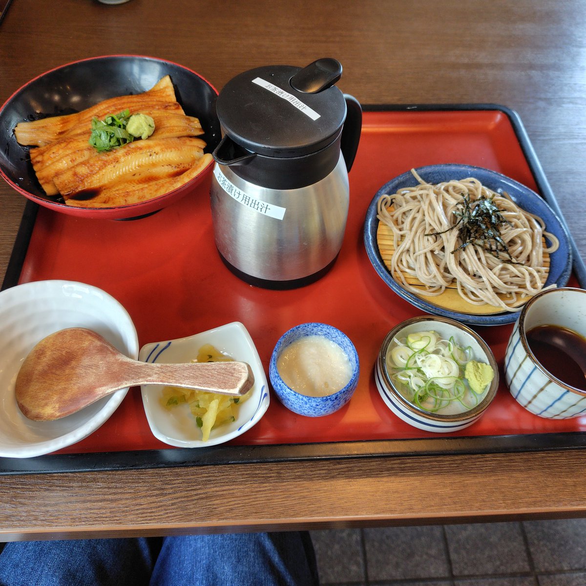 sato_gon's tweet photo. サガミでランチ
穴子美味しゅうございました😊 https://t.co/z5aghTLXrA