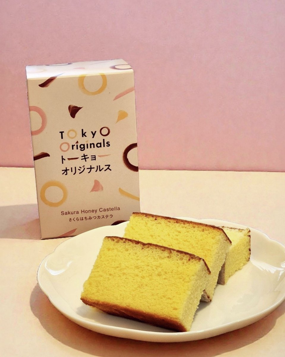 TOKYO3_'s tweet photo. 【オススメ商品のご紹介🗼✨】東京に縁があり、こだわりのある商品をお届けしている『 #トーキョーオリジナルス 』素材も見た目も東京尽くしで、東京土産にぴったりの商品となっております🙌ぜひお気に入りを見つけにいらしてくださいね❣（※羽田店のみ） #トーキョーみっつ #羽田空港 https://t.co/5N7ab0cglT