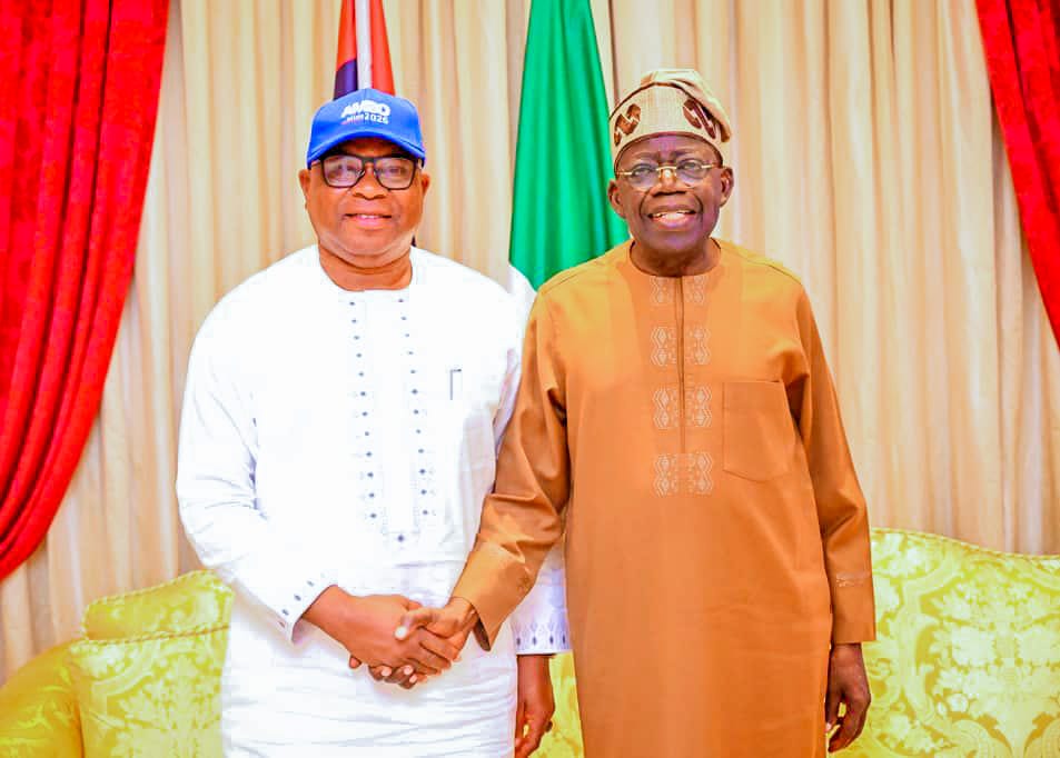 WESTCURATOR_'s tweet photo. Minister of Marine and Blue Economy, Alhaji Isiaka Adegboyega Oyetola and the All Progressives Congress party governorship candidate in August 15th election, Asiwaju Munirudeen Bola @OyebamijiBola paid Sallah homage to President Bola Ahmed Tinubu, GCFR. https://t.co/oKynWMNugX