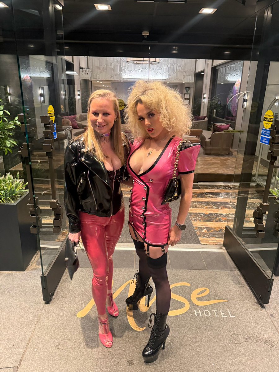MistressTess tweet media